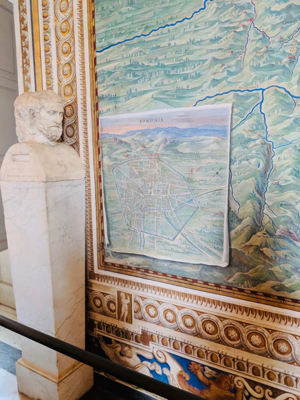 Vatican-61 of 88.jpg