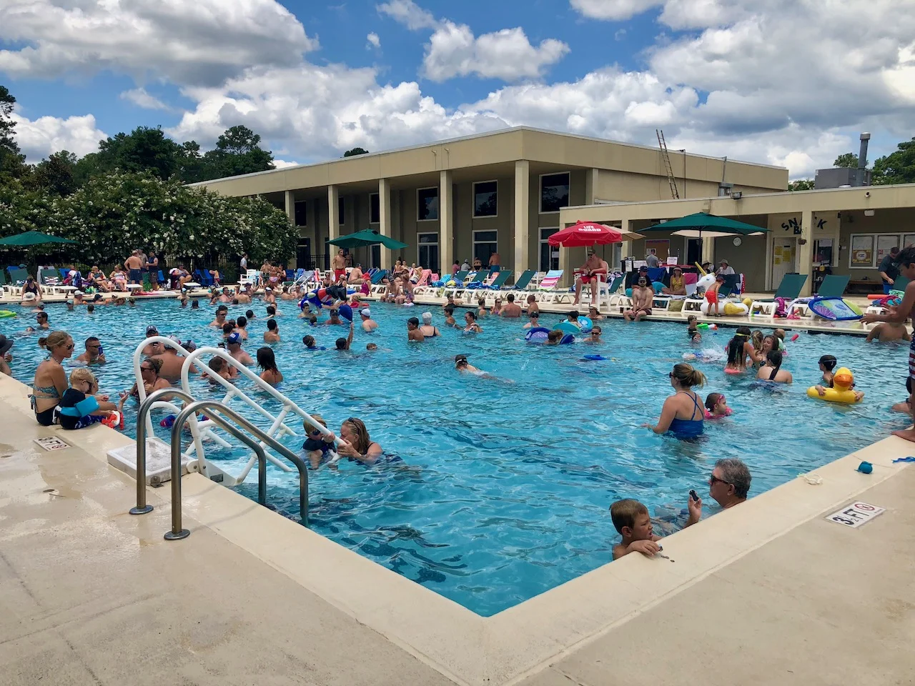 Columbia Country Club