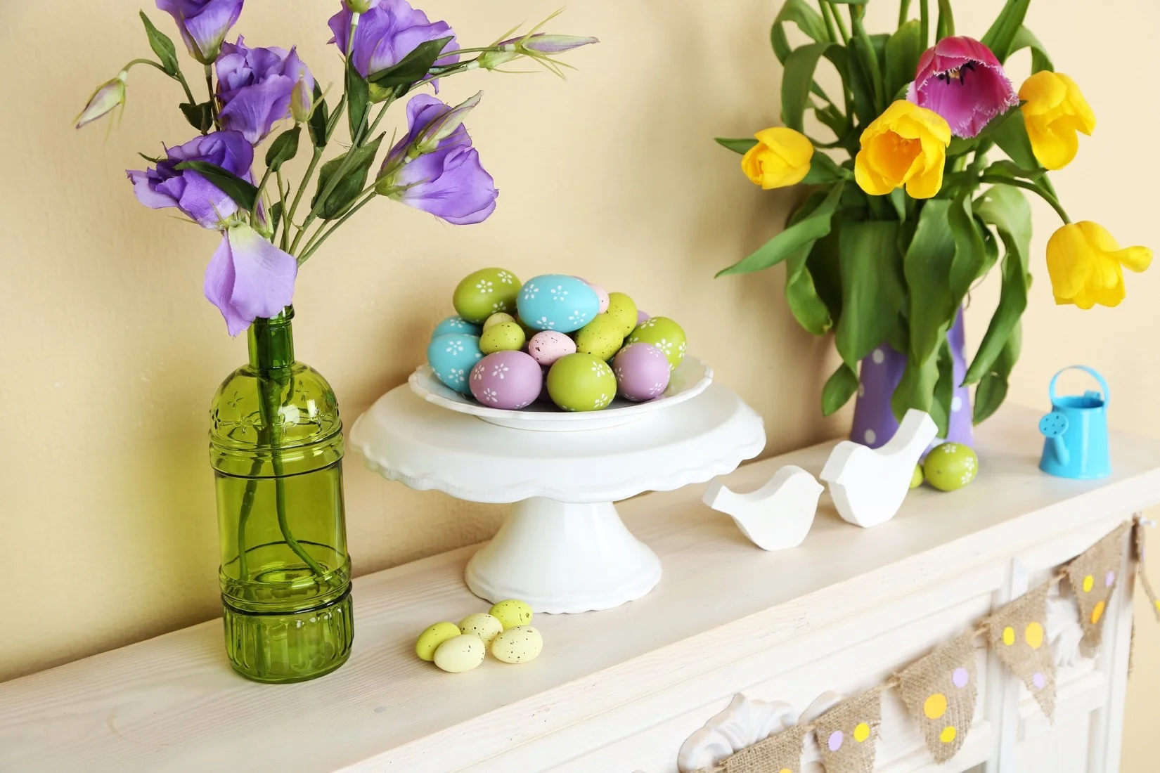 Rubies_March_Blog_Decorating_Your_mantel_flowers.jpg