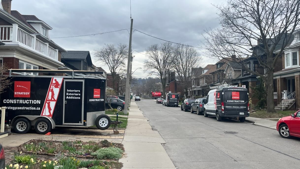 Finally getting back to this addition , our #maibec siding has arrived !

#strategyconst #hamontcontractor #houserenovation #houserenovations #framing  #housereno #restoration
#bathroomrenovation #burlingtoncontractor #remodel 
#hamiltoncontractor #r