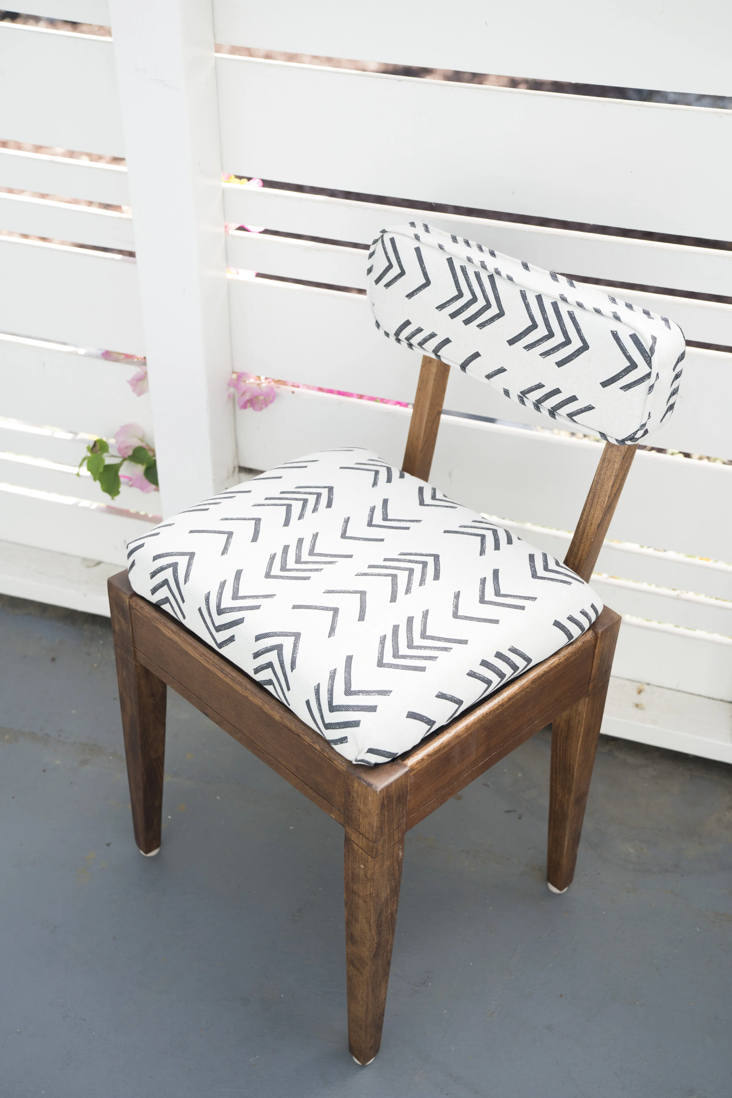 Finnegan storage chair
