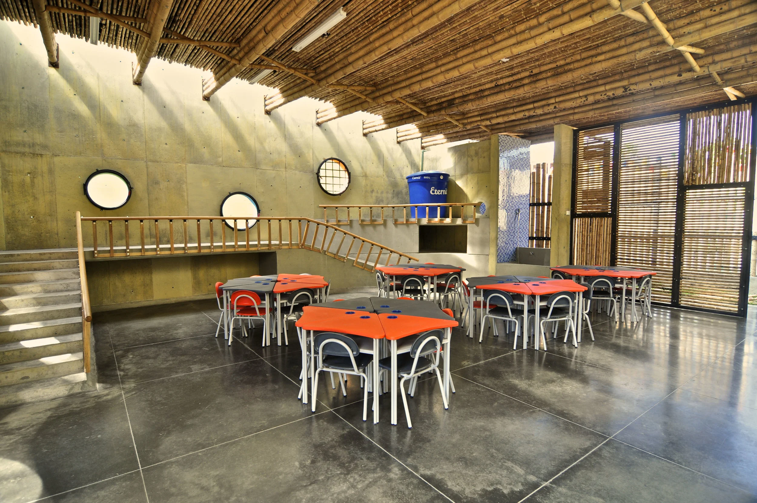 Interior Aula.jpg