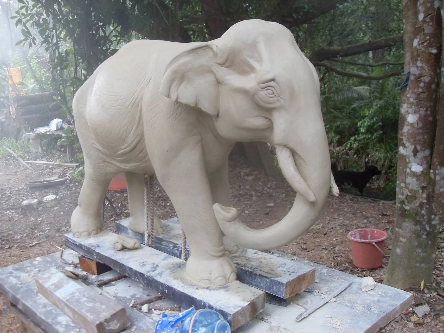 Elephant_8.jpg