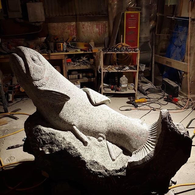 The fish is coming along. I'm still trying to think of a good name for this piece, any ideas? It's nice to finally start on the details -- but man is it cold!!! #sculpture #carving #stonesculpture #stonecarving #granitecarving #granitesculpture #gran