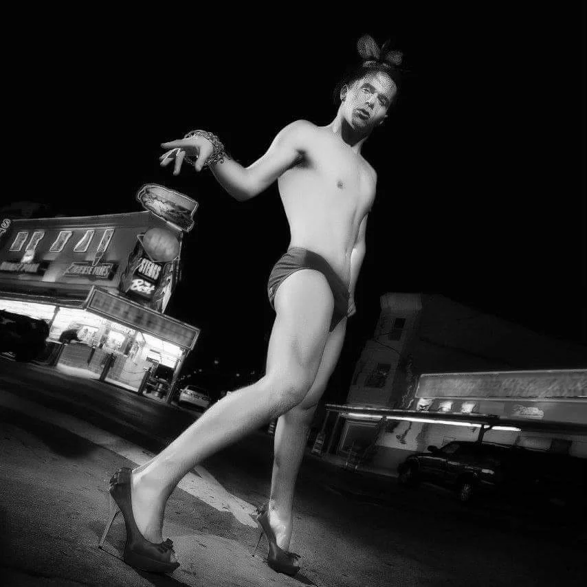 150911_329624640483511_607998751_n.png (1).jpg