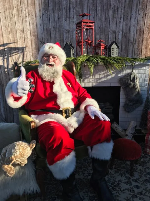 Snapshots With Santa 2.jpg