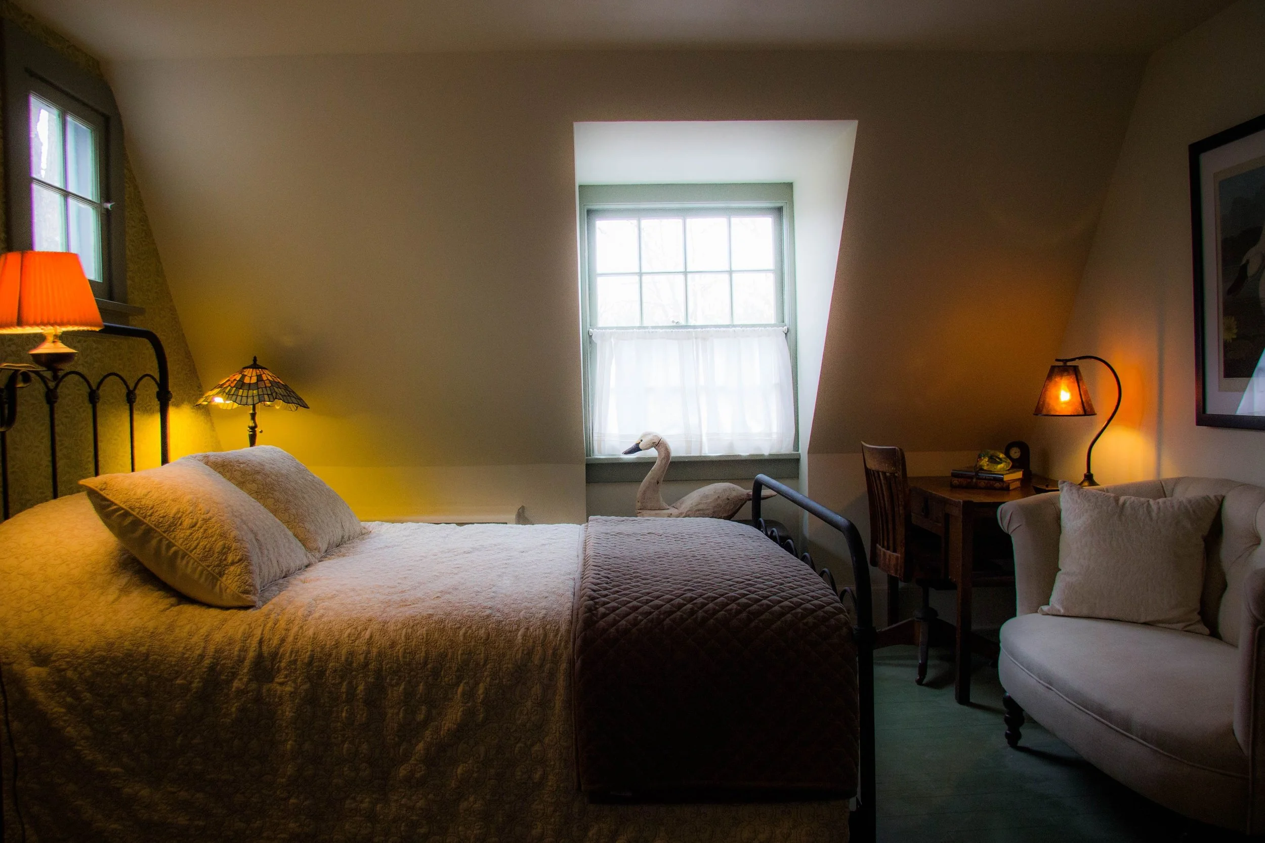 swan room.jpg