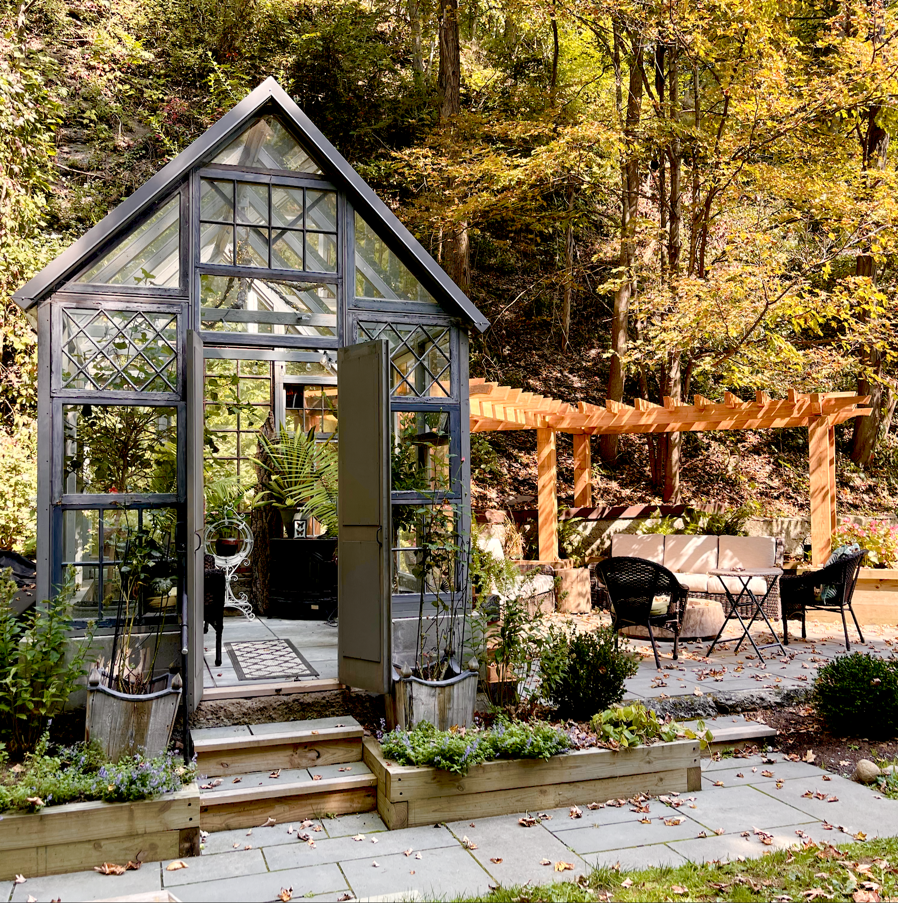 Greenhouse & Pergola.png
