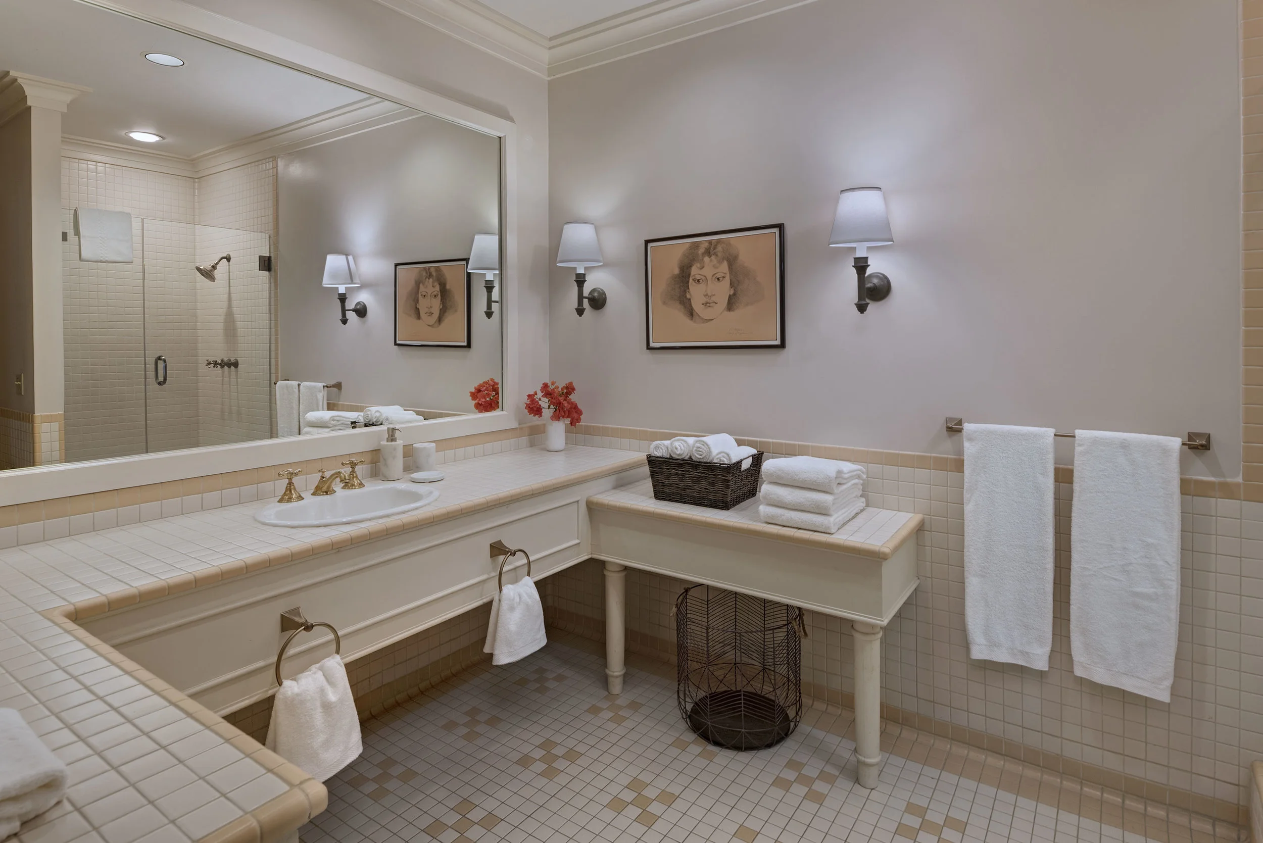 al-argueta-2018-PGH-master-bathroom.jpg