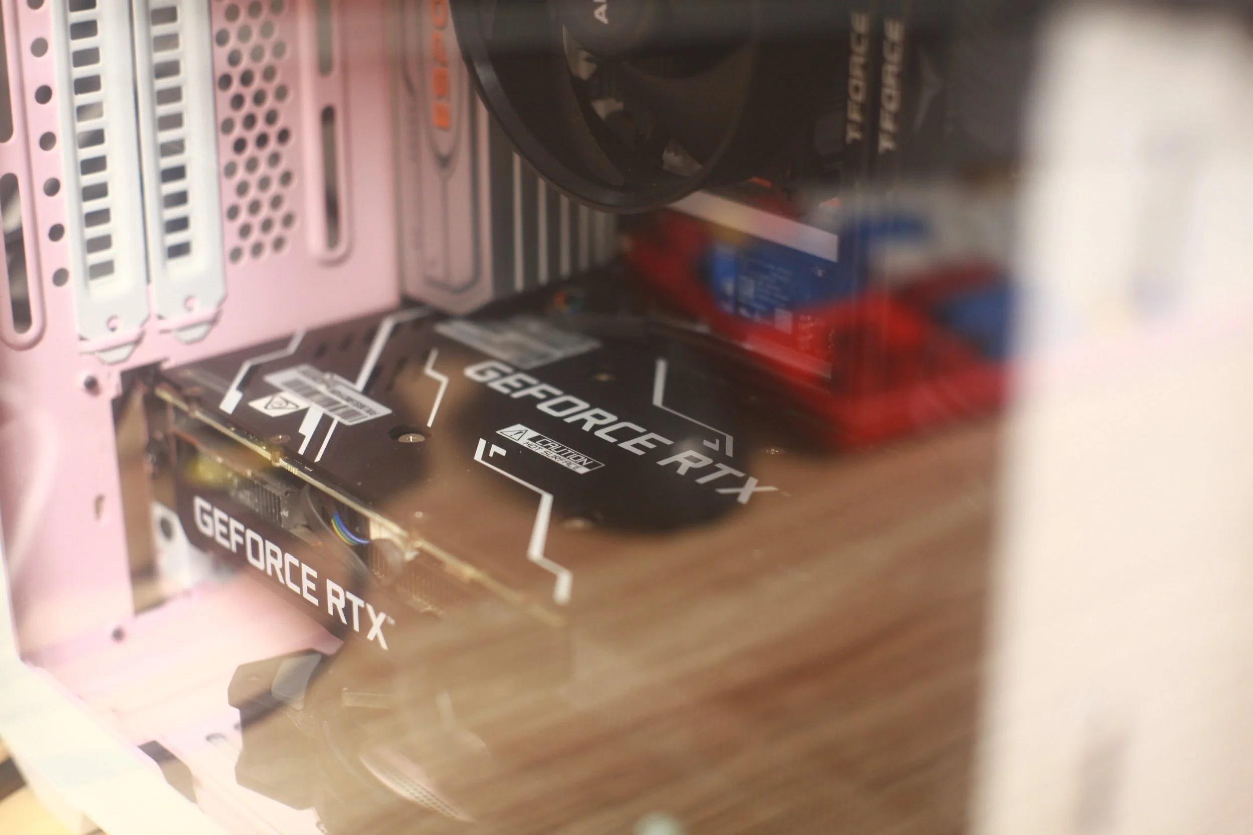 Pink Domna - Internals2