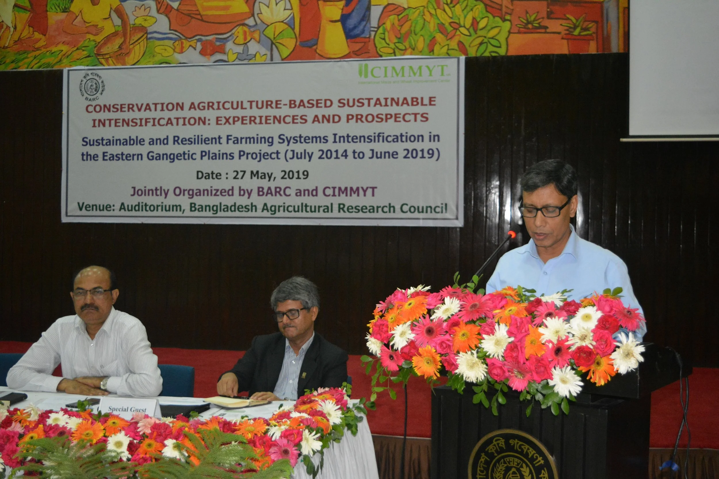 Secretary for the Ministry of Agriculture, Md. Nasiruzzaman, expressed his satisfaction with the progress of SRFSI to date, highlighting the importance of the project addressing the burning issues of labor, water and climate change while contributing to Bangladesh’s food security goals.
