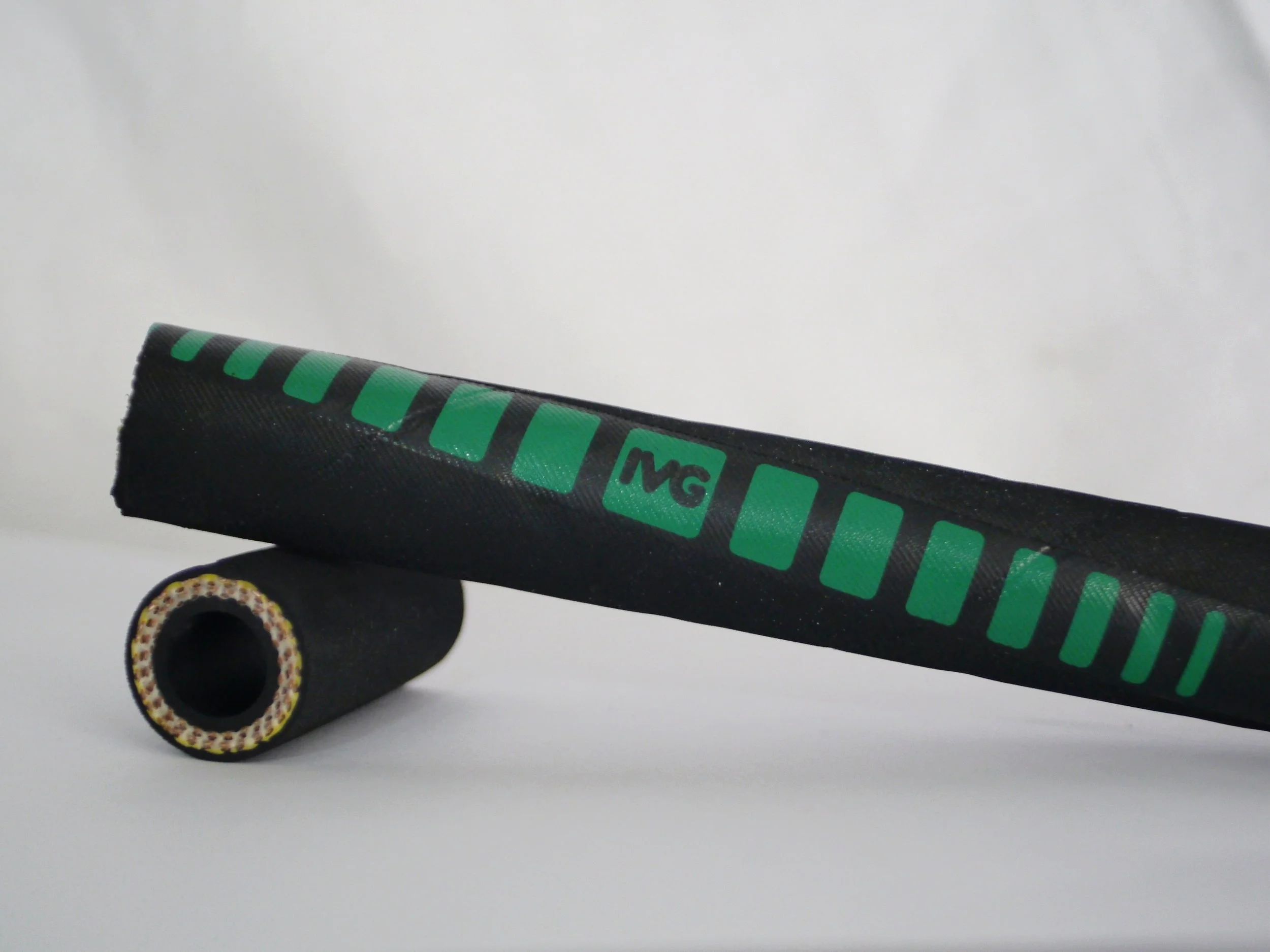 Mandrel Built Rubber Hose — Cougar Hose