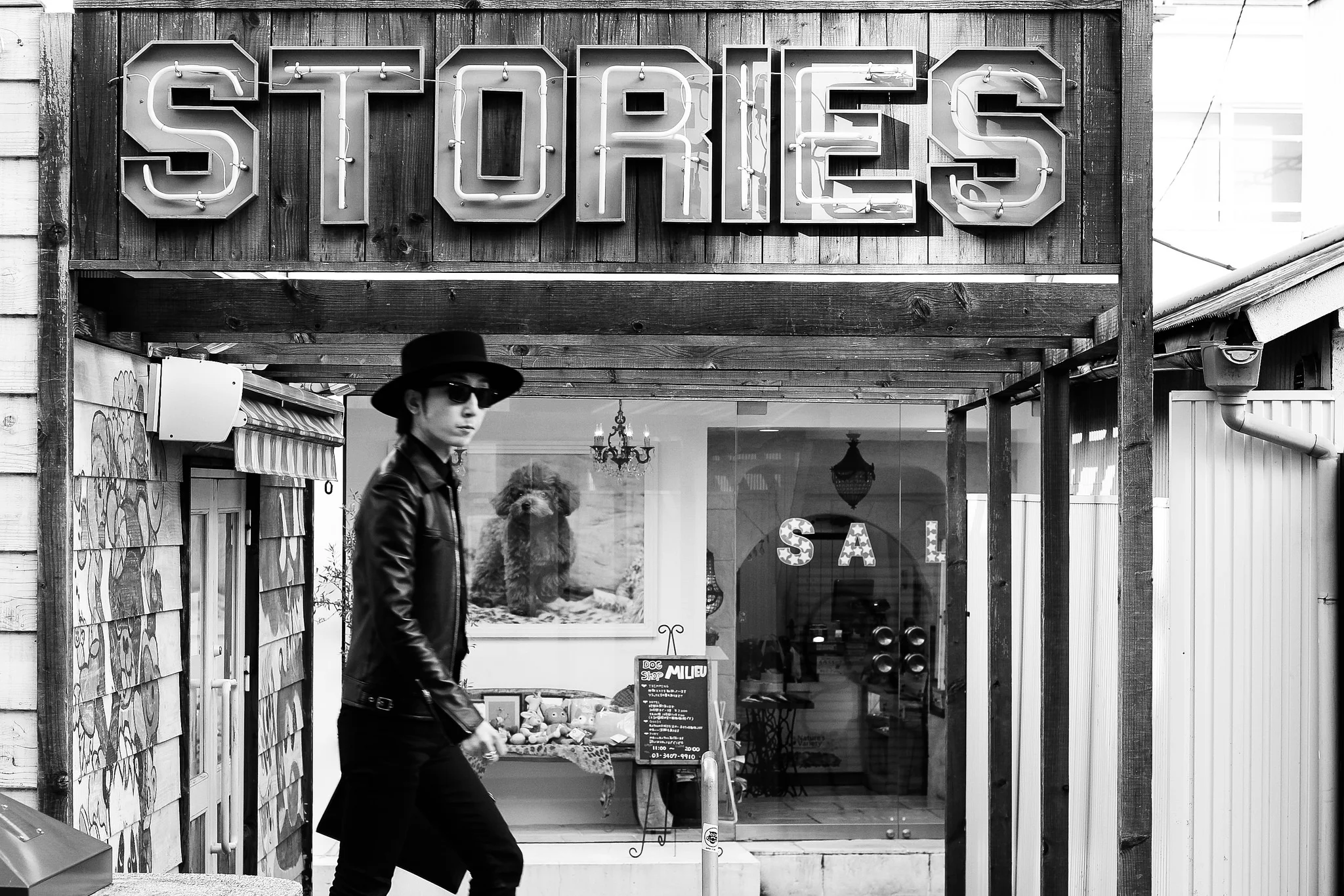 StoriesBlackandwhite.jpg