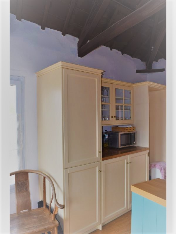 character_full_two-bedroom_house_kitchen_2.jpg