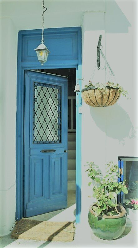 spacious_townhouse_in_the_centre_of_Skopelos_door_filter.jpg