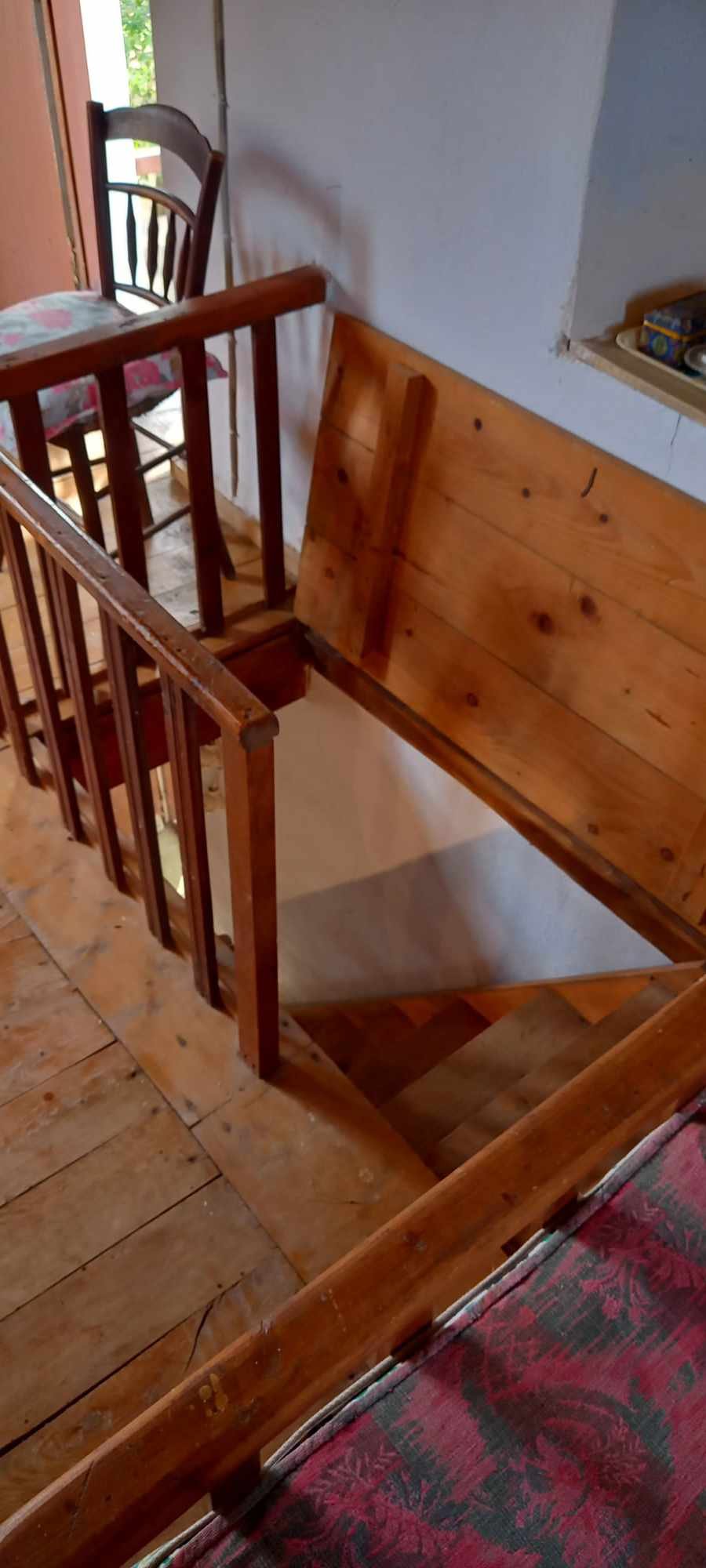 authentic_romantic_greek_farmhouse_stairs.jpg