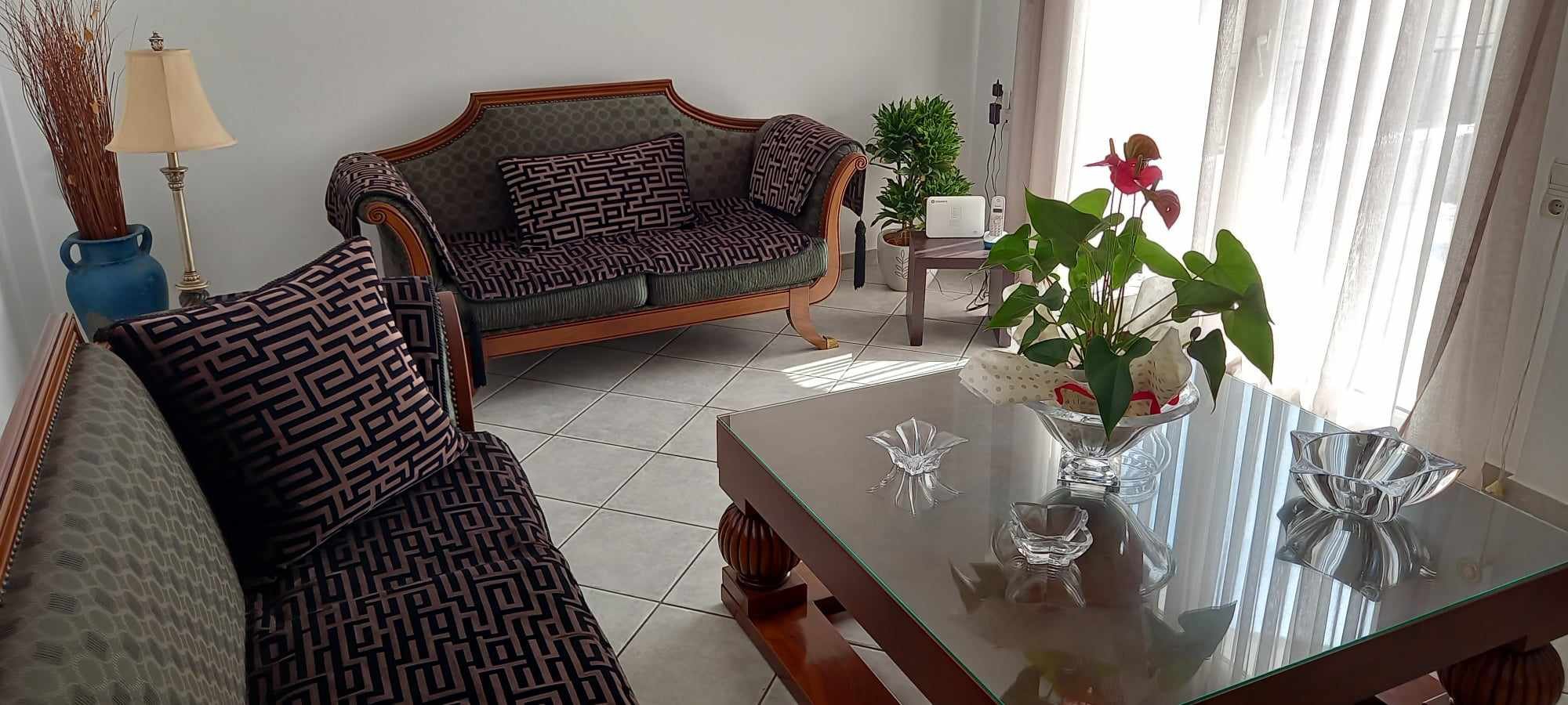 unique_spacious_modern_home_couch_table_tiles.jpg