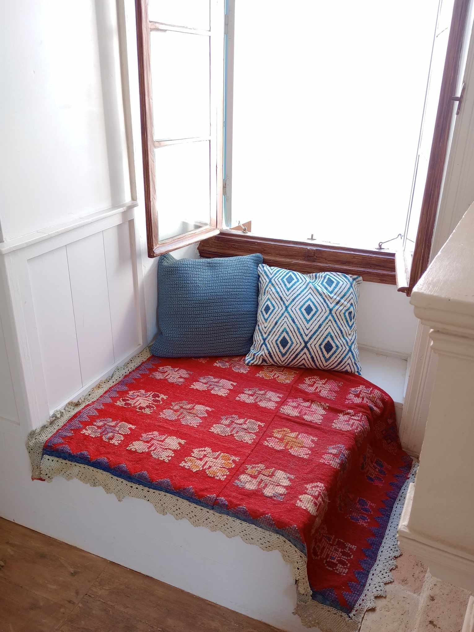 Gorgeous_historic townhouse_with_a_view_pillows.jpg