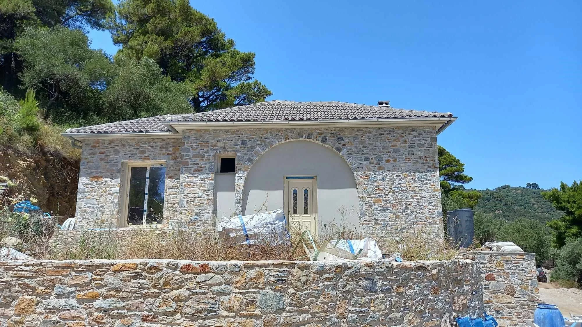 two_brand_new_houses_with_swimming_pool_close_to_skopelos_town-second_house.jpg