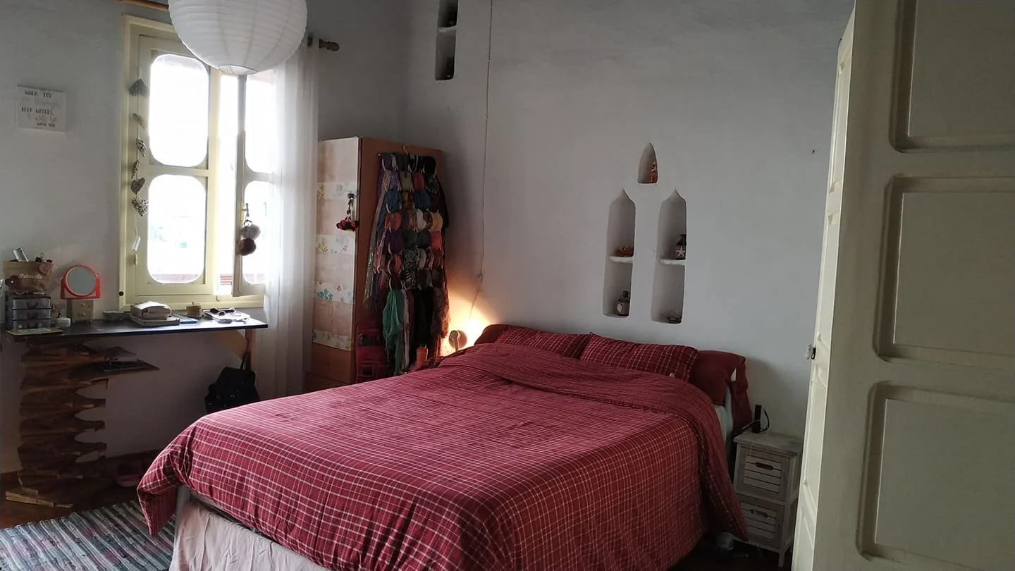 wonderful_ spaciou_ townhouse_bedroom_double_bed.jpg