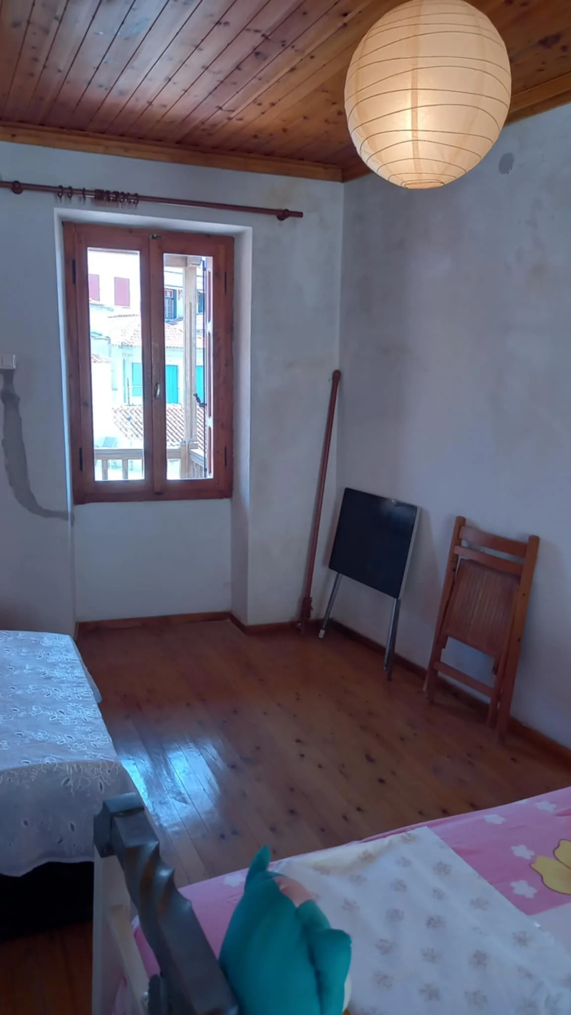 big_townhouse_with_a_veranda_with_a_sea_view_top_bedroom.jpg