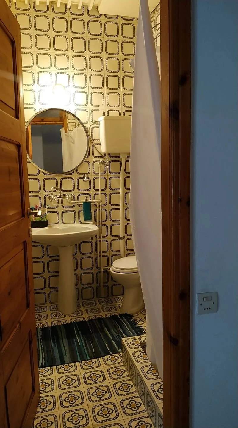 wonderful_ spaciou_ townhouse_bathroom.jpg