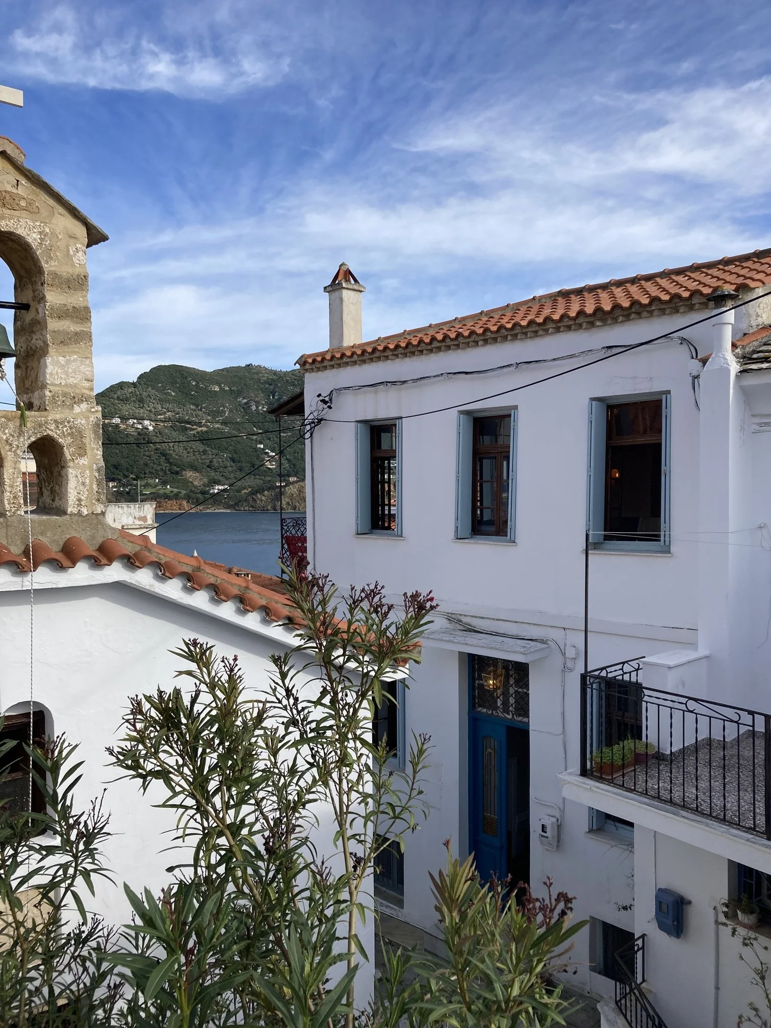 Gorgeous_historic townhouse_with_a_view.jpeg