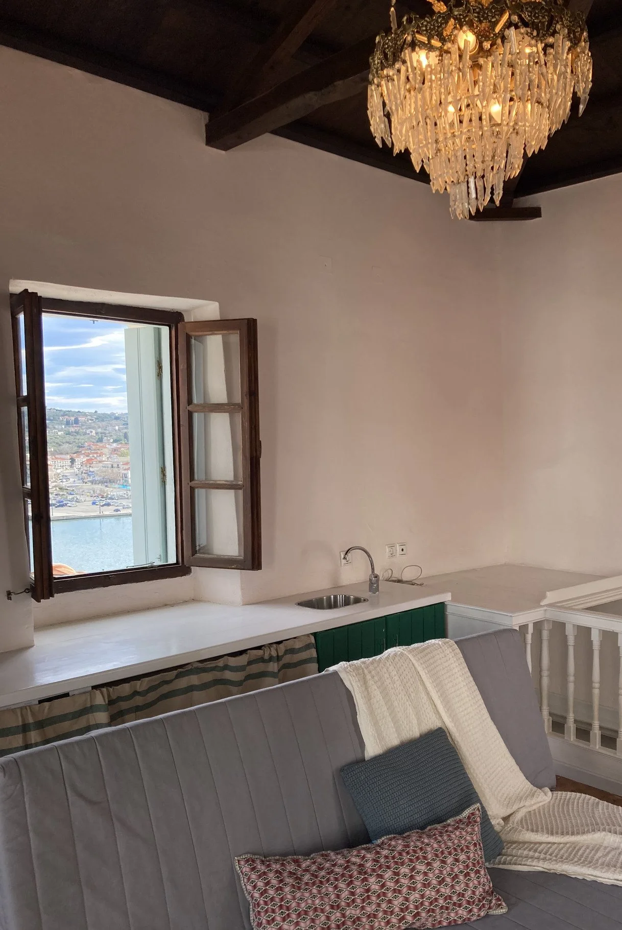 Gorgeous_historic townhouse_with_a_view_open_window.jpg