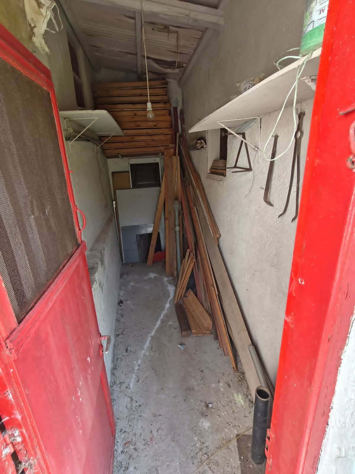 wonderful_farmhouse_in_pirgos_area_side_storage.jpg