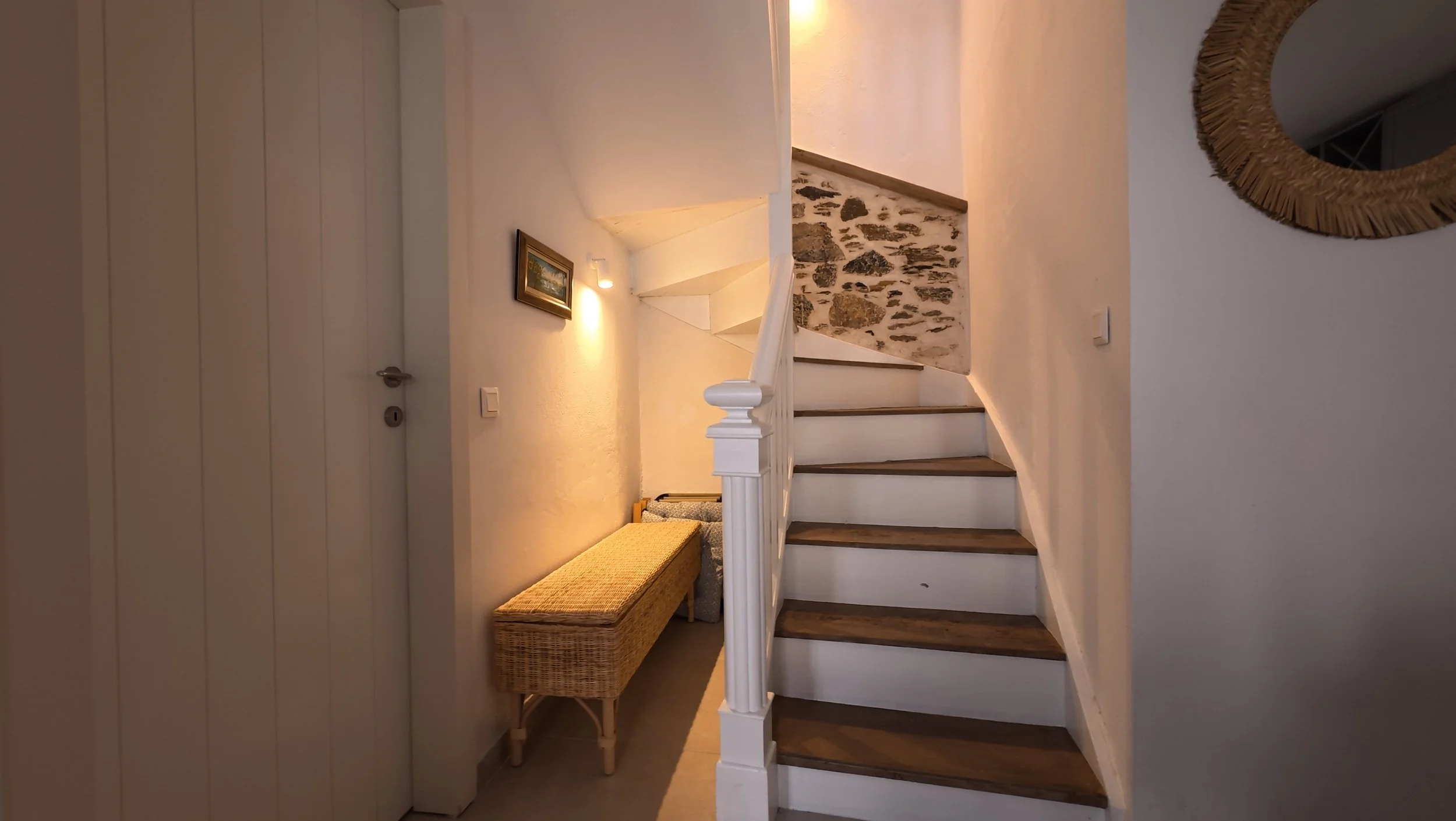 a_renovated_gem_in_the_heart_of_Skopelos_steps.JPG