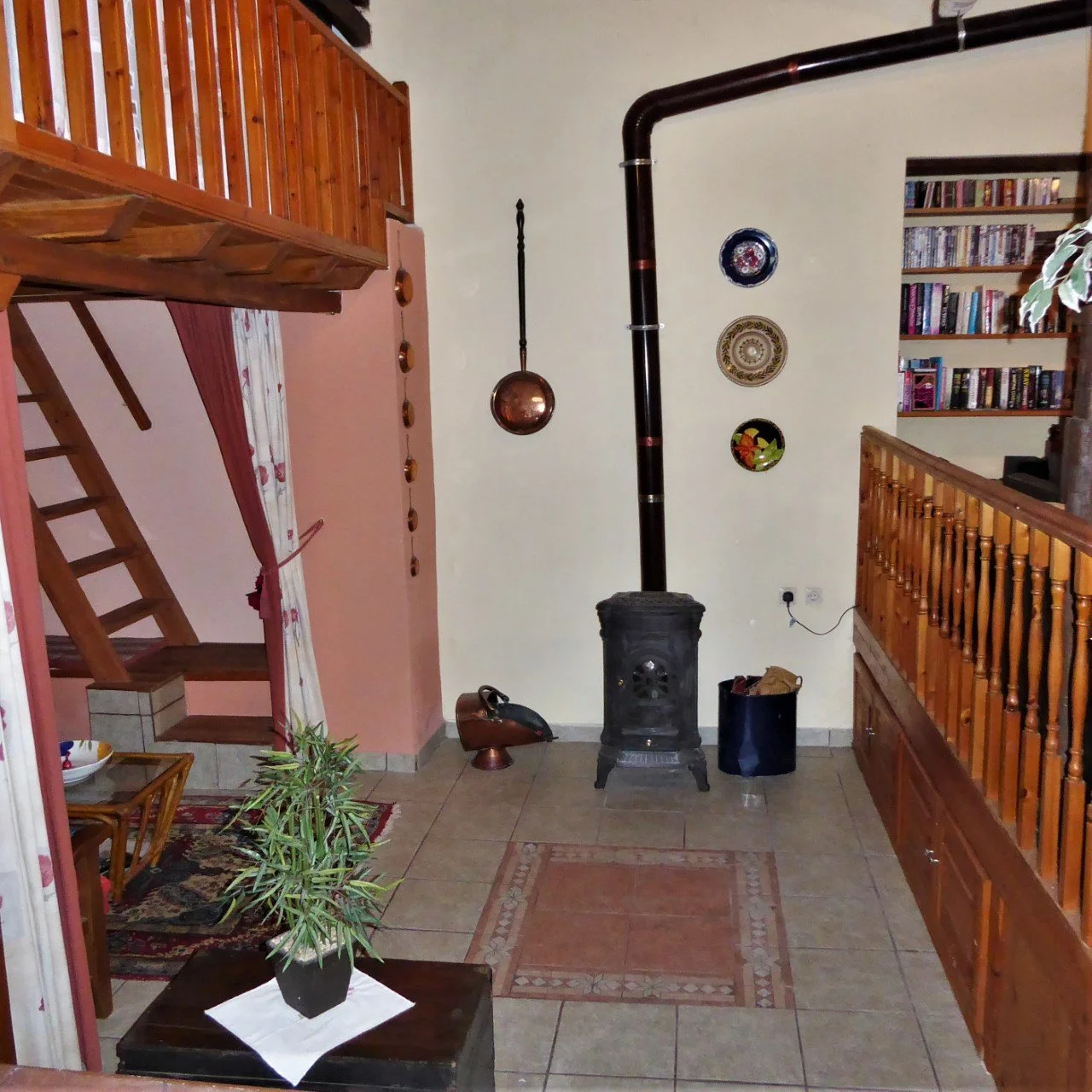 Fig_tree_cottage_wonderful_home_wood_burner.jpg