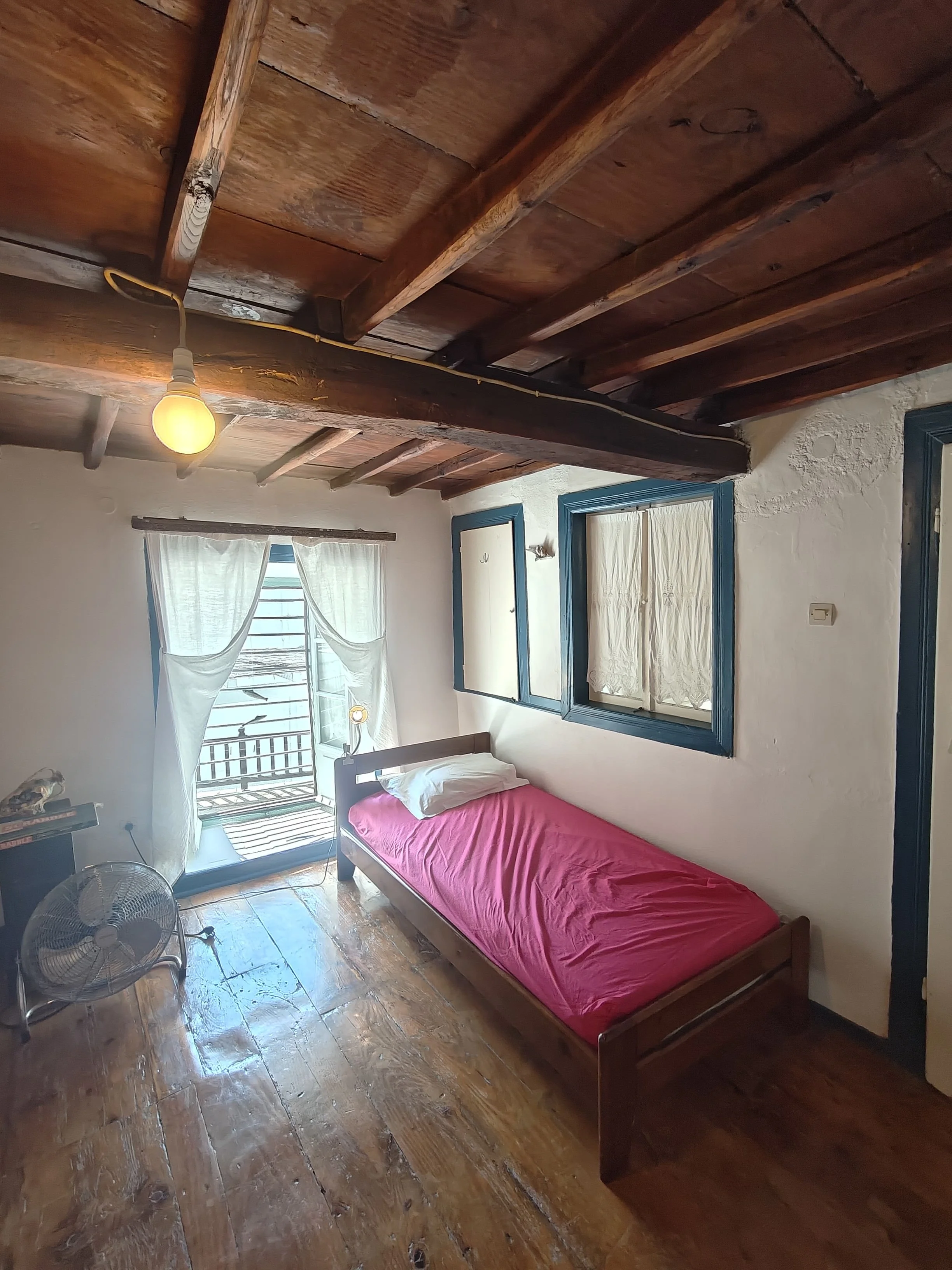 charming_greek_style_house_with_outside_spaces_pink - Copy.jpg