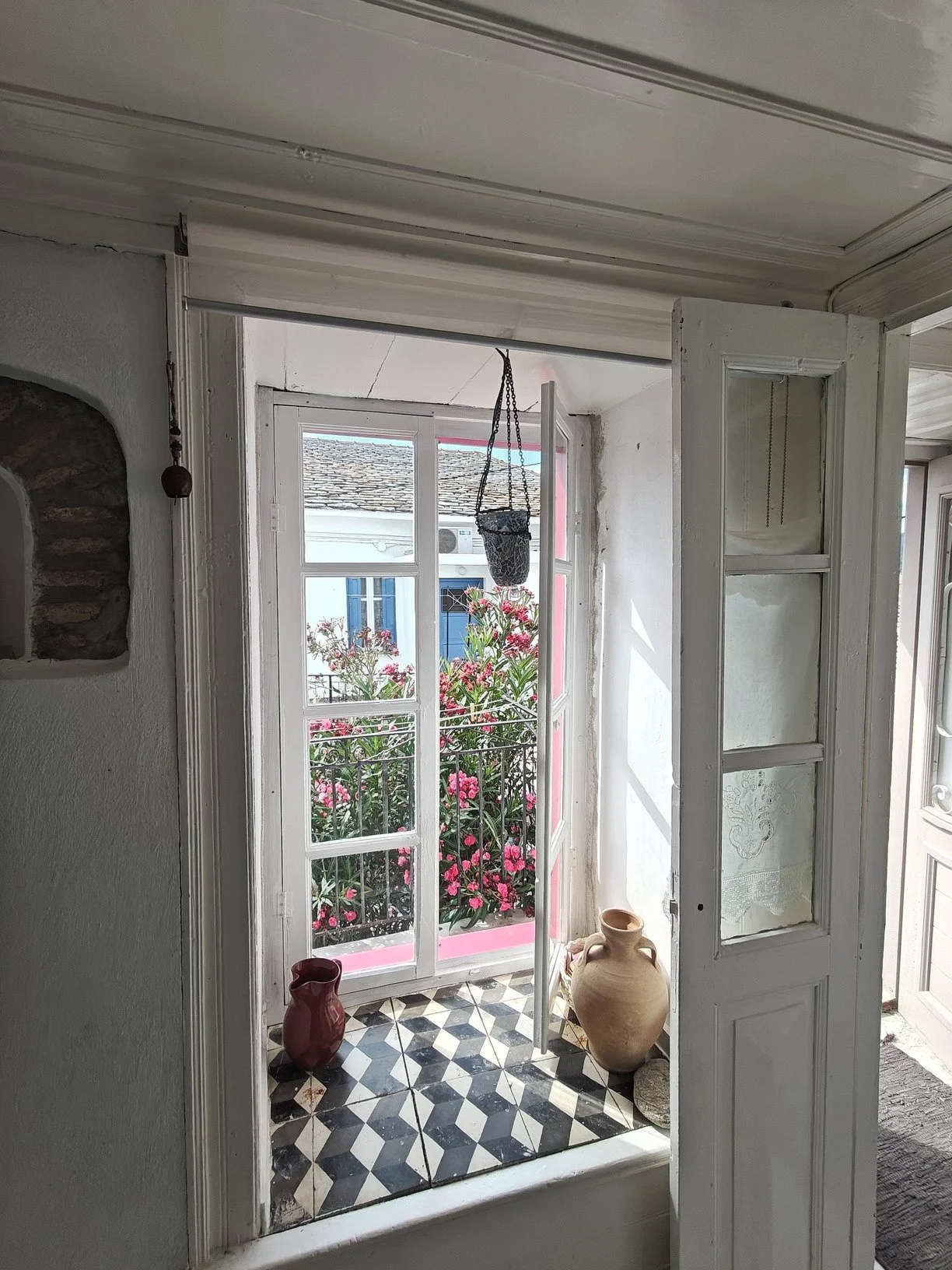 adorable_house_with_a_seaview_doors.jpg