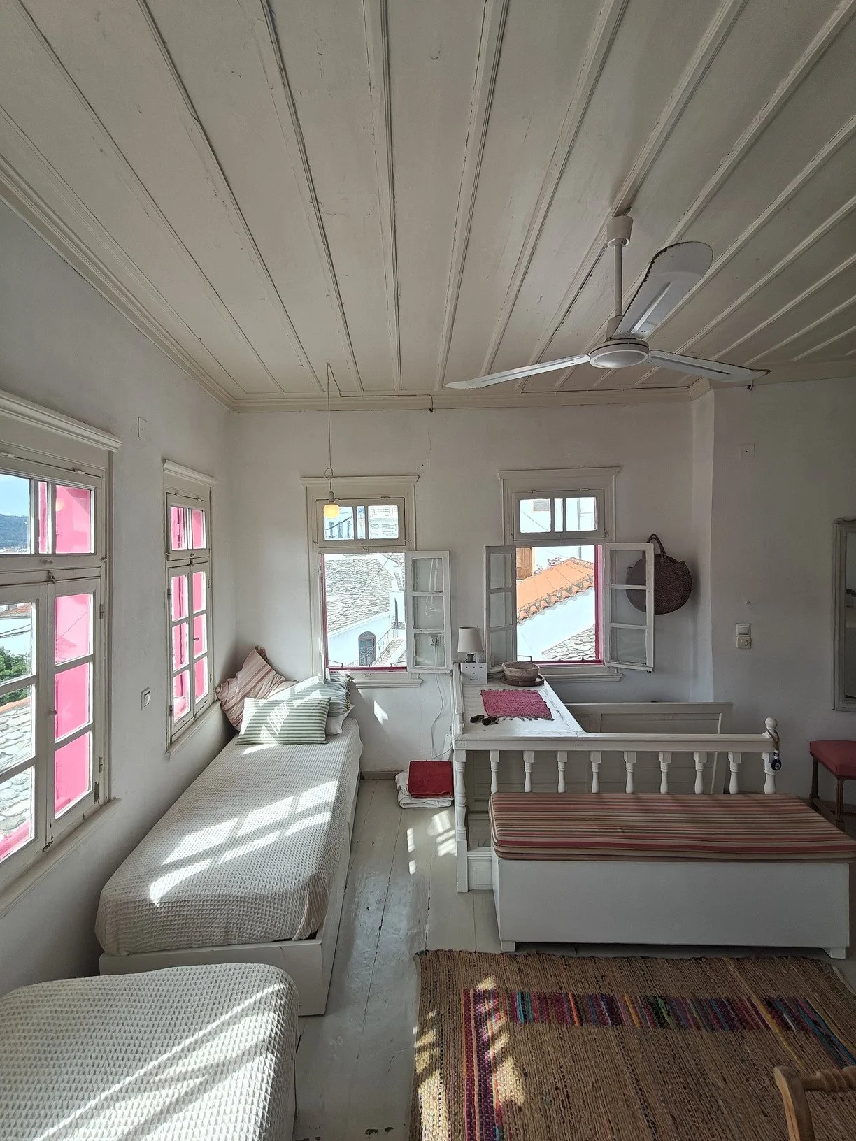 adorable_house_with_a_seaview_wood.jpg