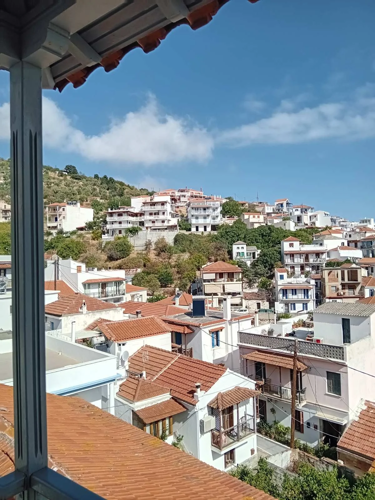 lovely_apartment_with_a_seaview_view.jpg