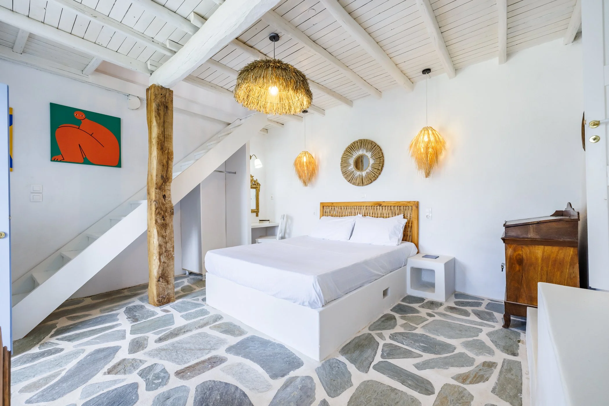 completely_renovated_house_below_glossa_light.jpg