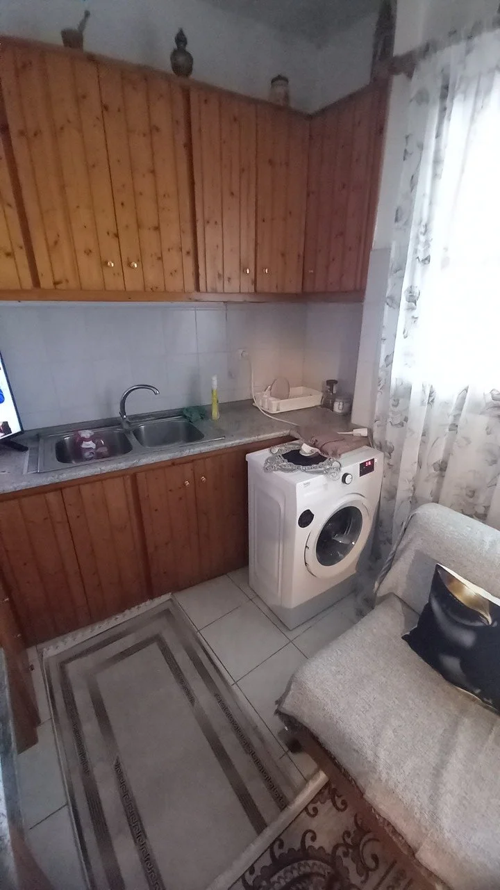 lovely_apartment_with_a_seaview_wash.jpg