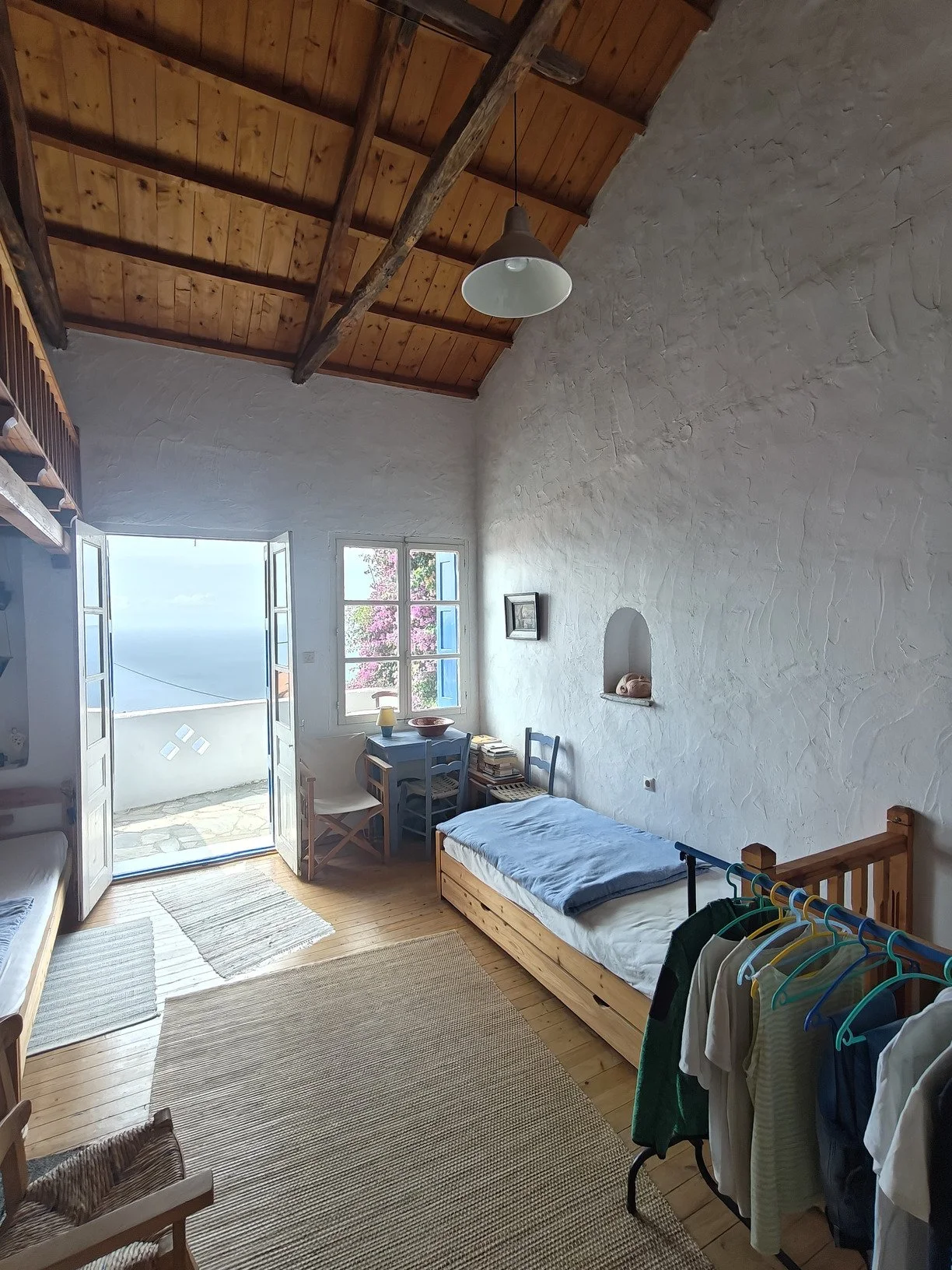 traditional_cozy_house_in_palio_klima_bright.jpg