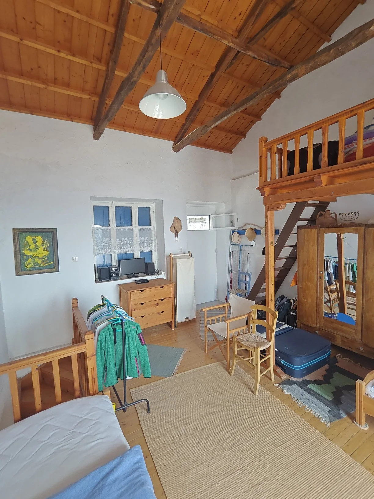 traditional_cozy_house_in_palio_klima_lamp.jpg
