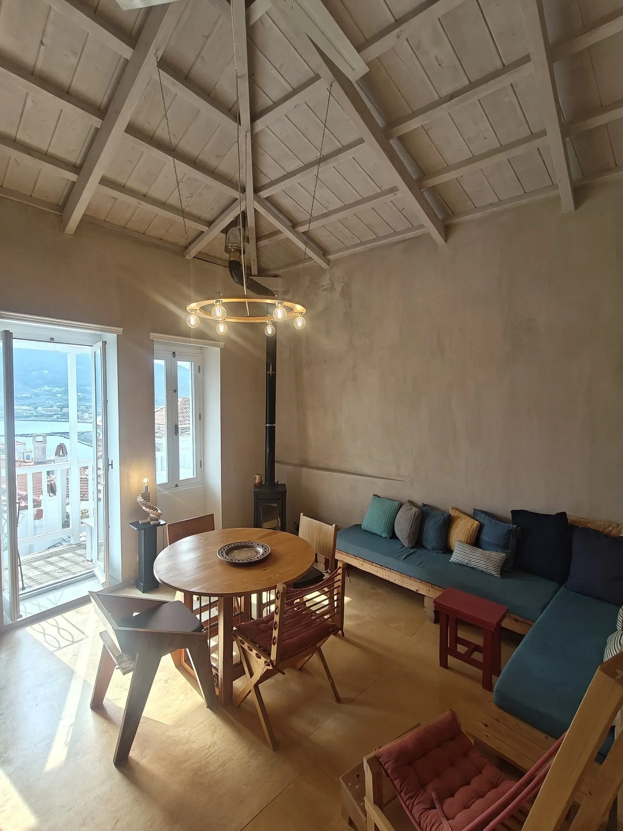renovated_three_story_wood_based_house_livingroom.jpg