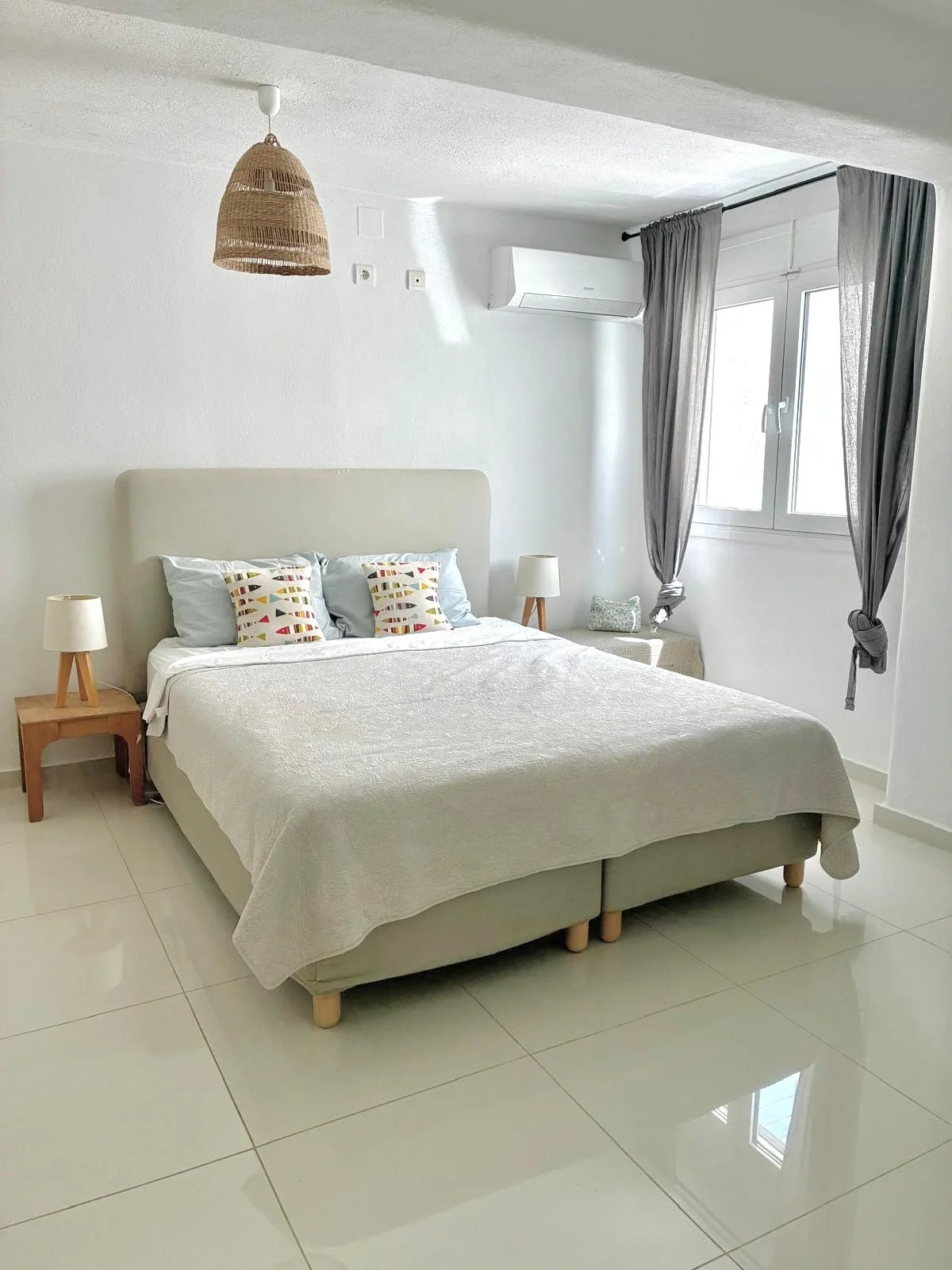 enchanting_villa_with_stunning_sea_view_bedroom.jpg