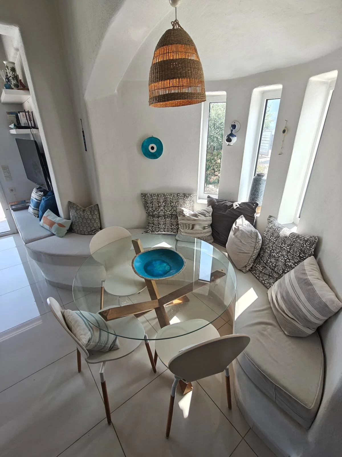 enchanting_villa_with_stunning_sea_view_pillow.jpeg
