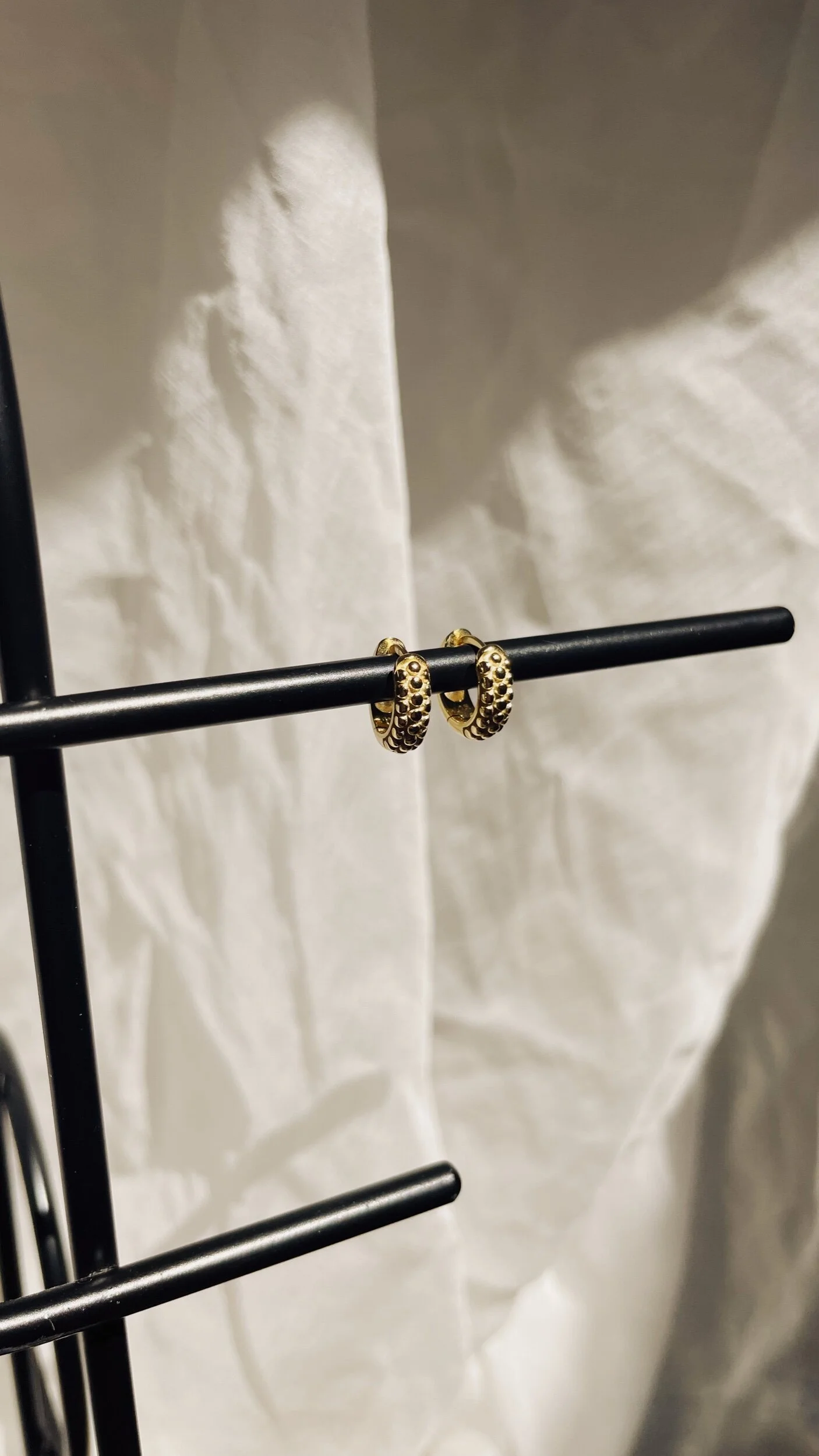 C3D97967-E55C-4E2D-BD74-BA174E189B0C