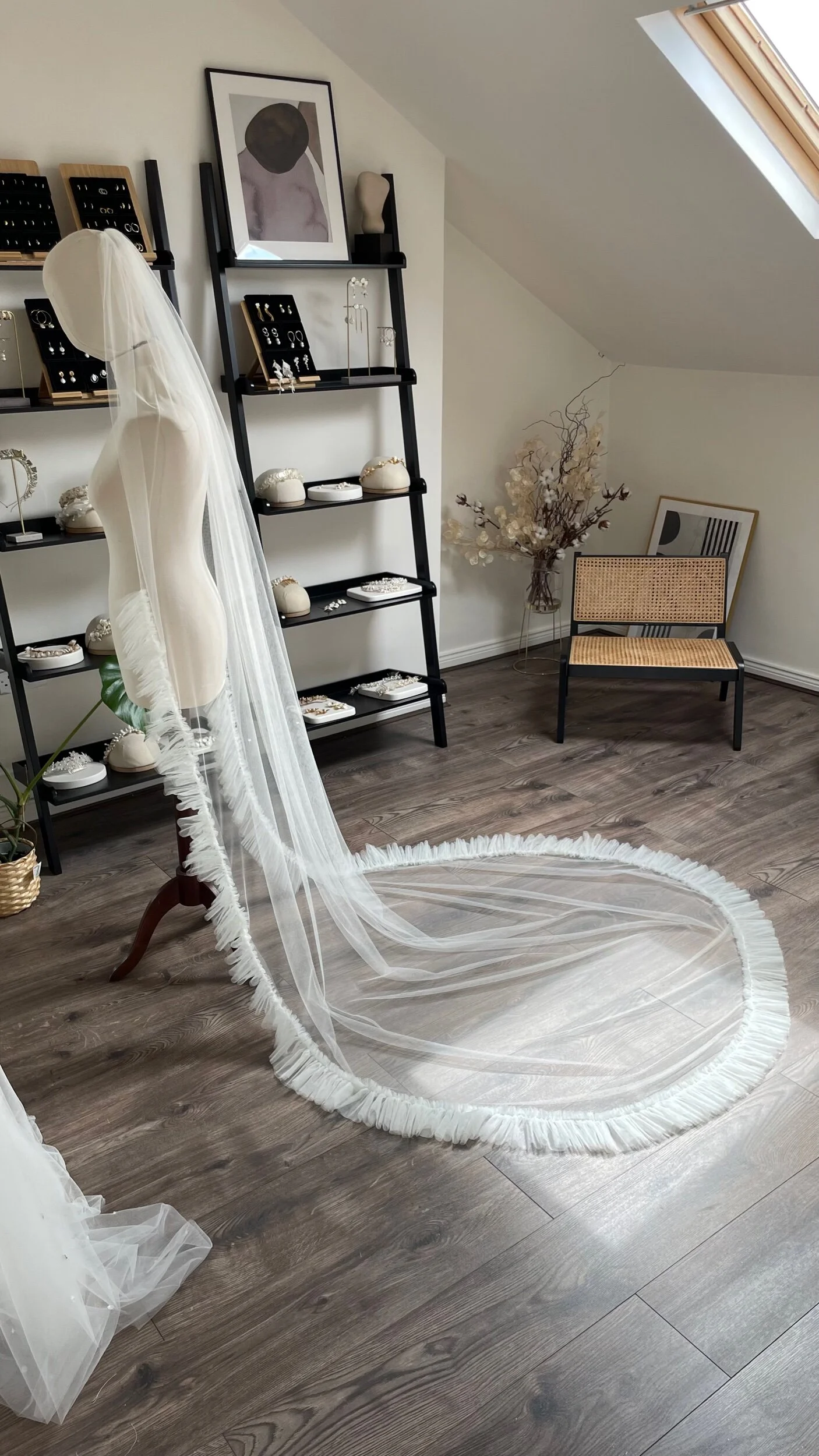 D9232A3B-2B99-4F33-A384-D2DD792F099E