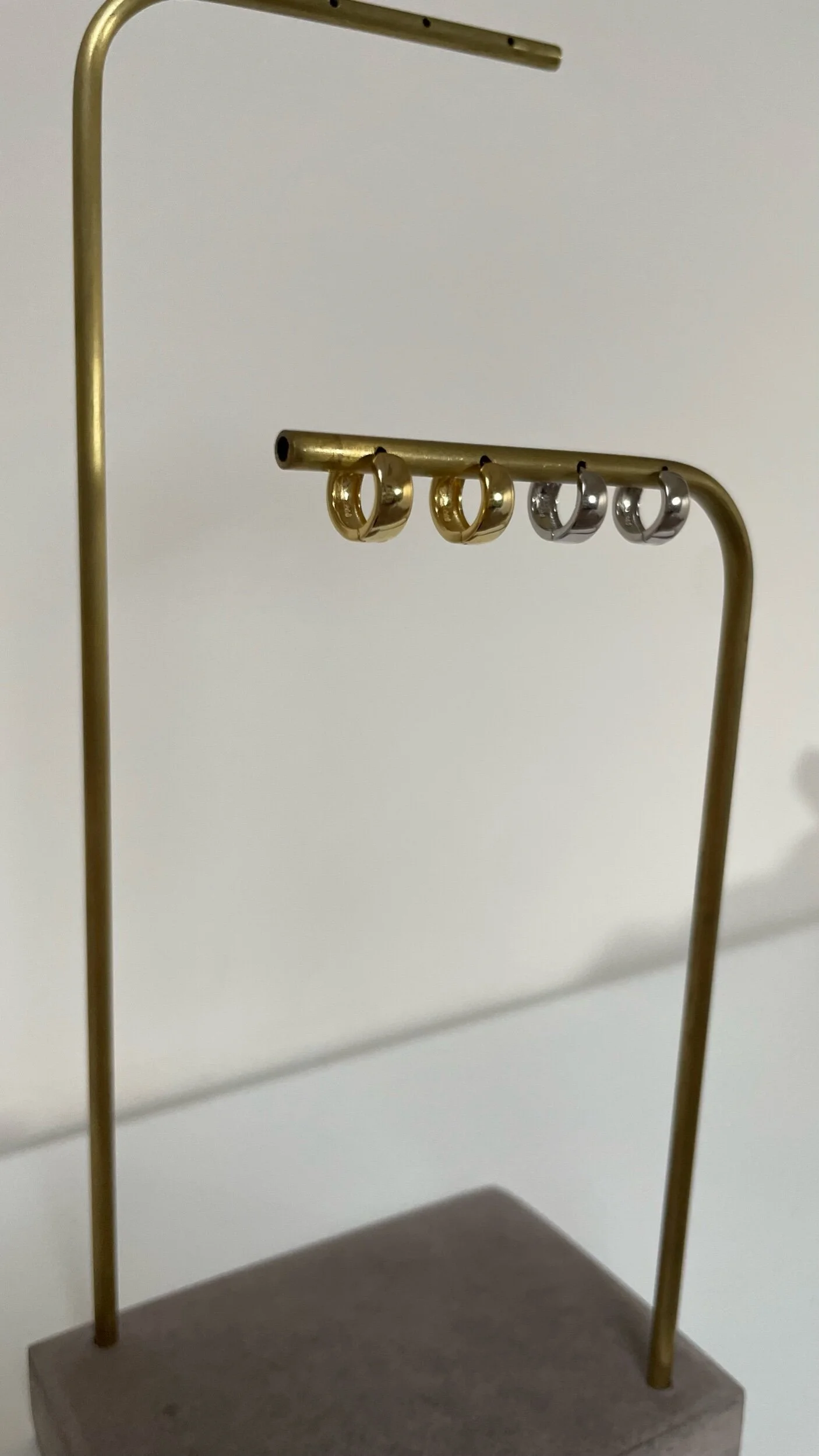 E27C96C9-0ECB-4BC2-9027-0E35EE20F4D4