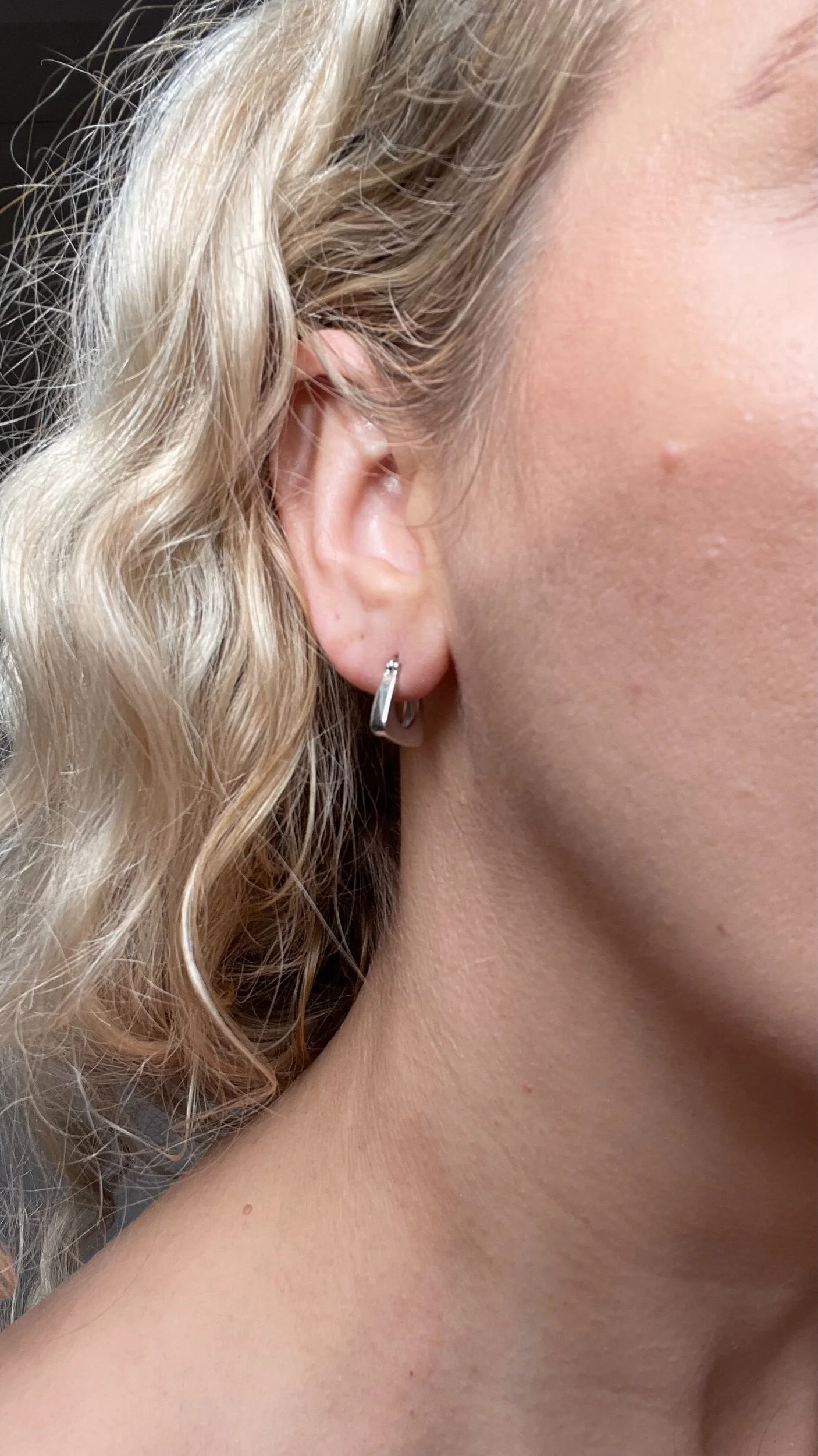 2DA71ABF-82BE-429E-B293-84890A544709