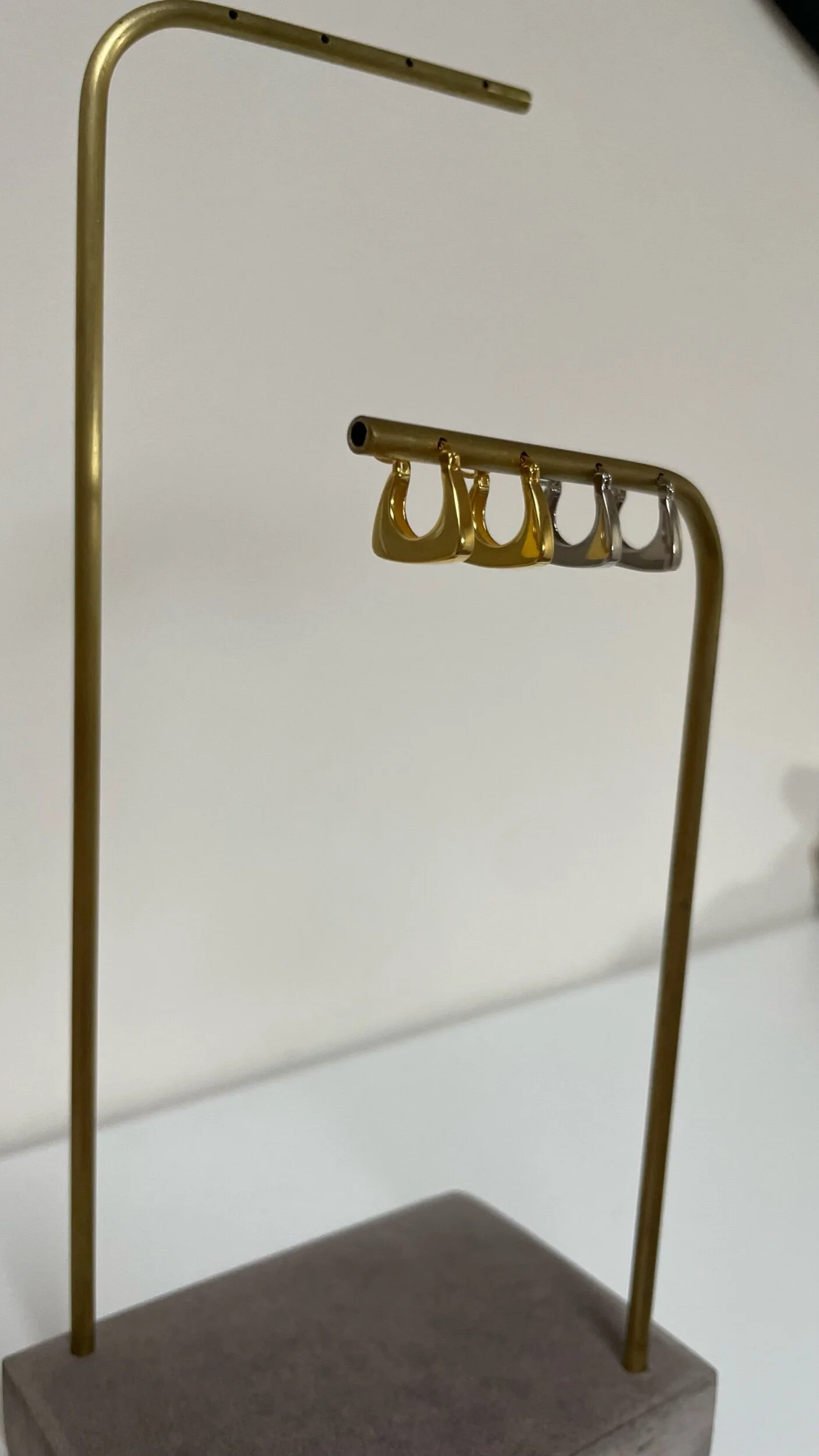 96B9F923-6752-4591-9C63-058B08834A24