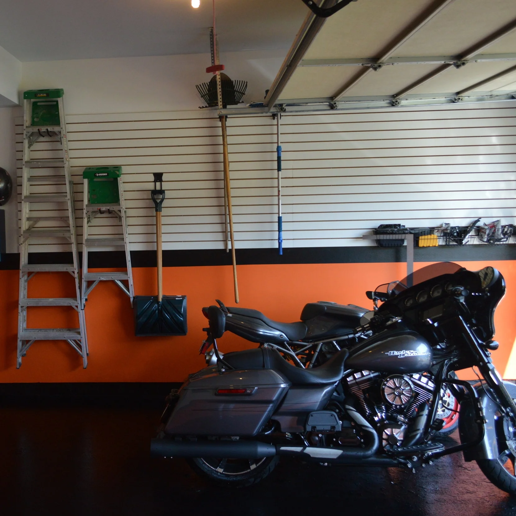 Garages &amp; Pools