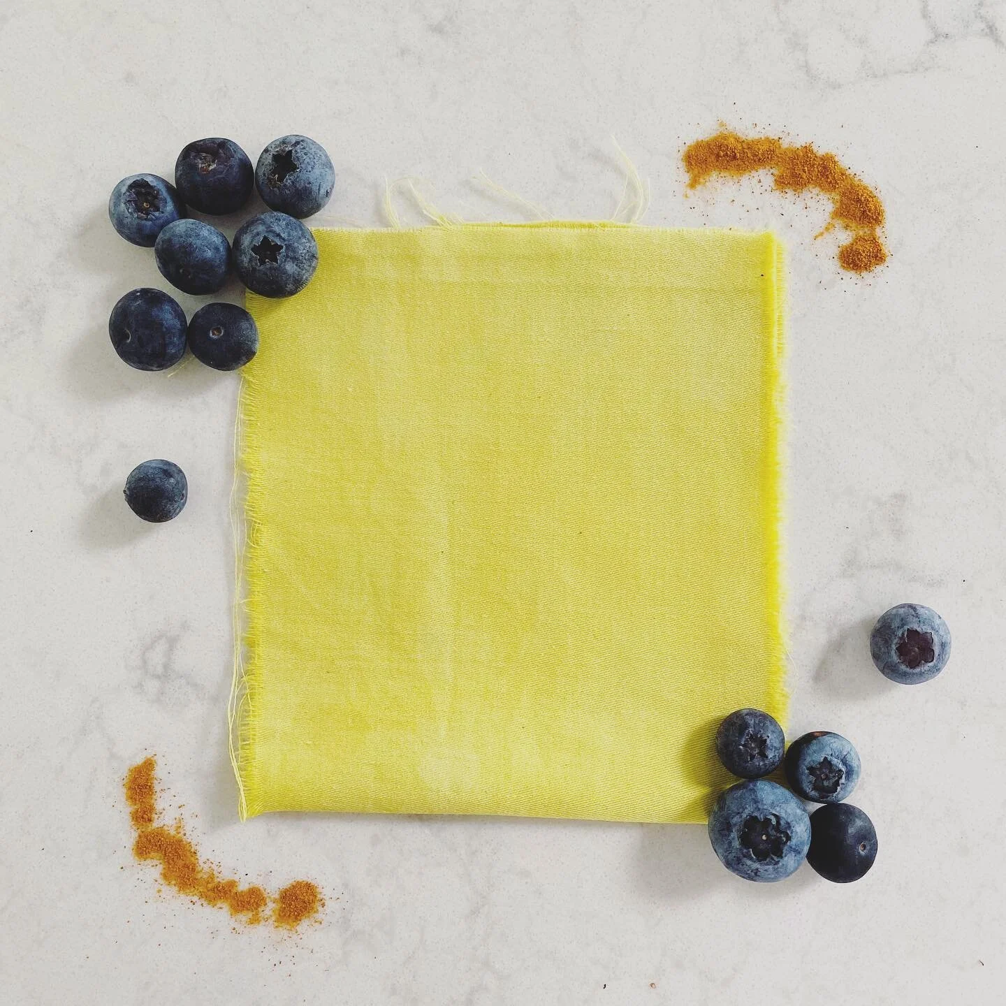 Therapy packs are on sale! Our hand dyed packs are filled with local aromatherapy oils and home grown herbs which make it perfect for all natural relief 😌
.
.
.
Citrine - turmeric and blueberries
Blush - tea and blackberry 
Terra Cotta - tea
Lavende