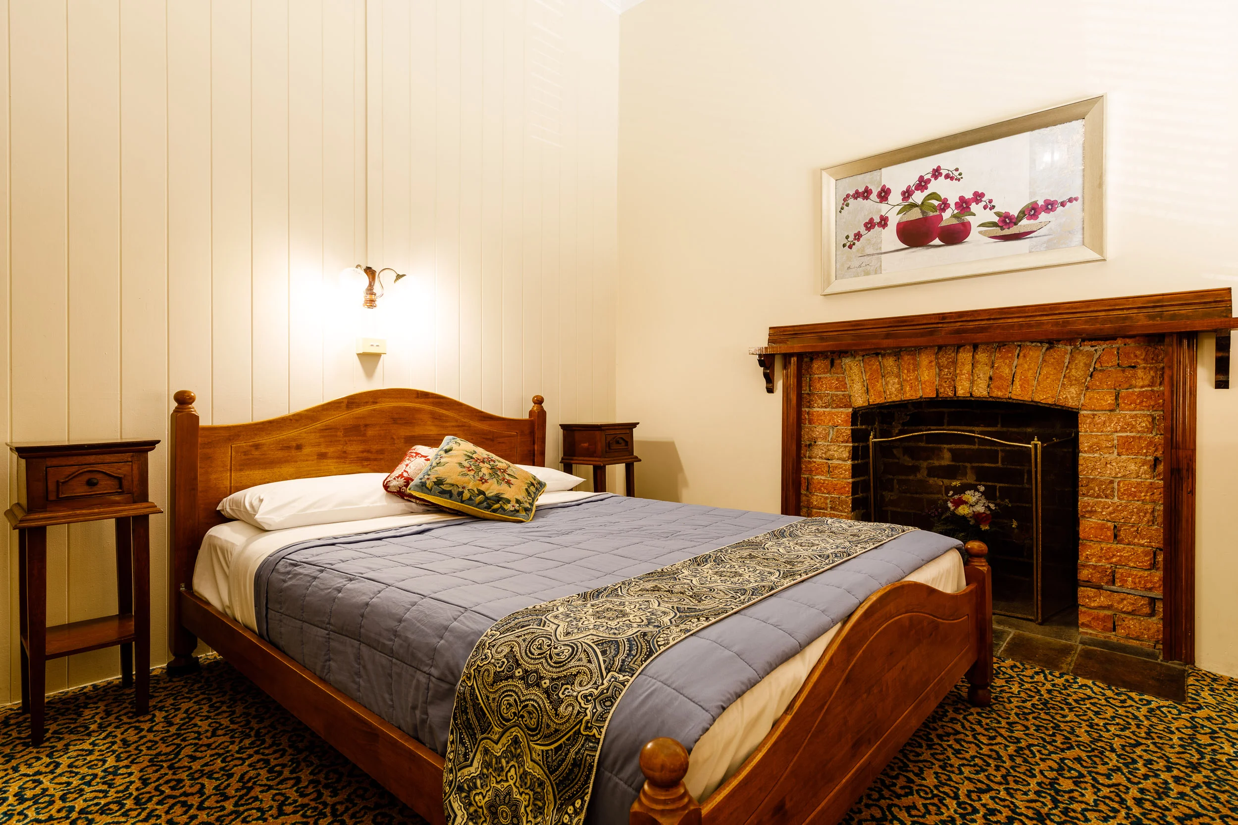Queen Bed